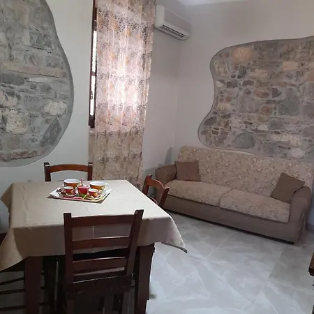 La Casetta Di Nonna Maria Apartment
